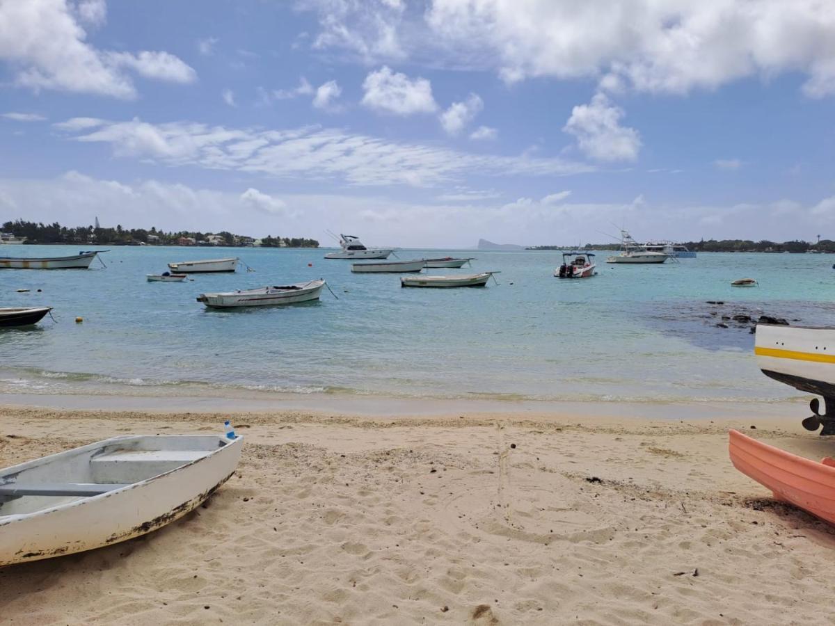Residence Lennards Grand Baie Bagian luar foto